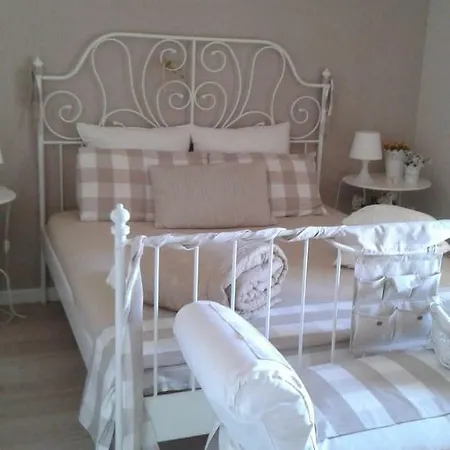 Holiday home Francesca *